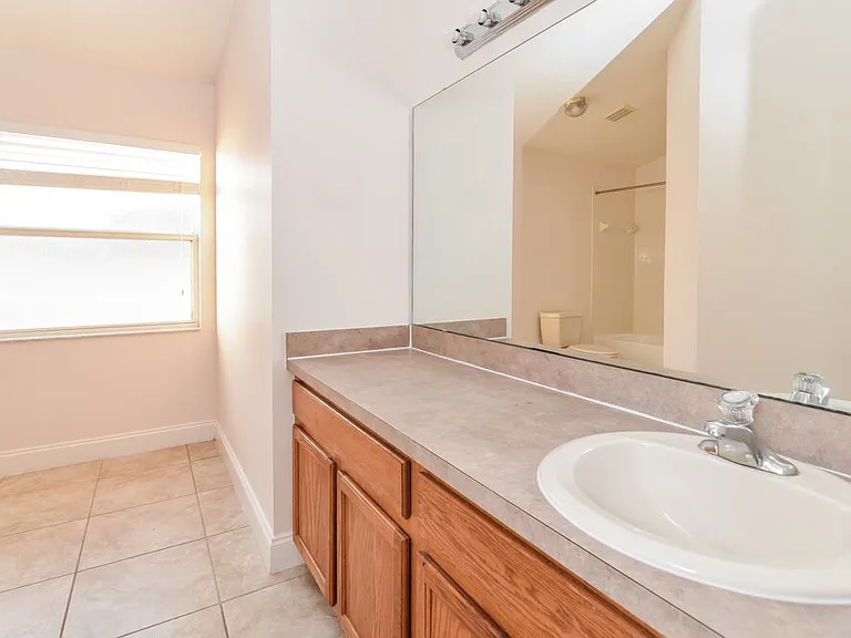 2708 Eagle Creek Ct — Photo 9