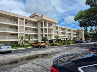 3151 S Palm Aire Dr APT 405, Pompano Beach, FL 33069
