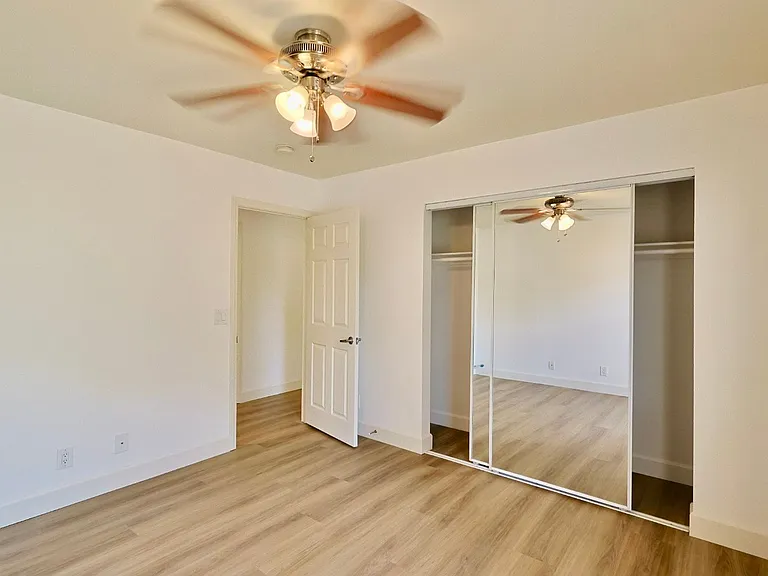3181 Pinehurst Dr #D — Photo 30