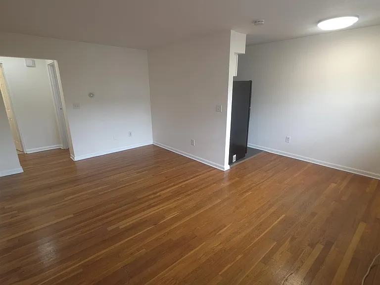 4325 Meadowview Ave #204 — Photo 7