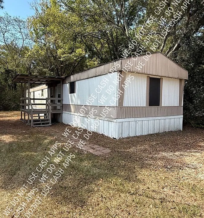 108 Hornet Ln