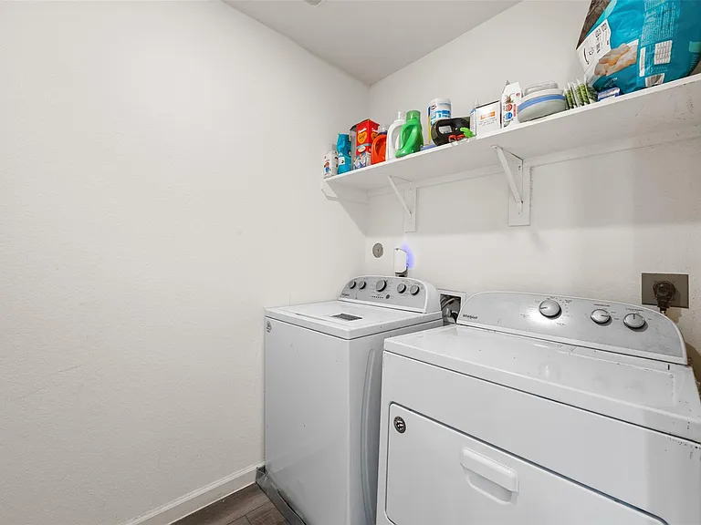 7826 Pink Dahlia Dr — Photo 21