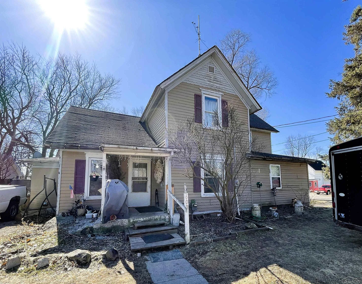 603 Broadway Ave photo 1