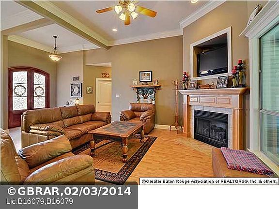 3rd image of 11360 Peaks Ave