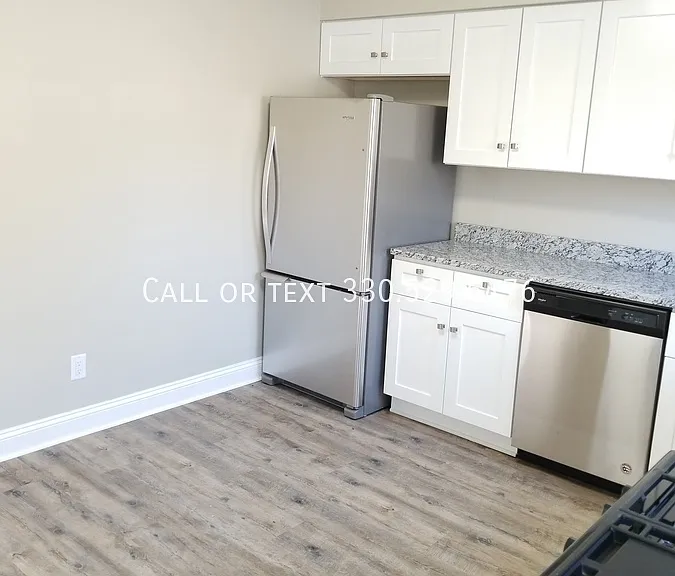 72 S Thomas Rd #12 — Photo 11