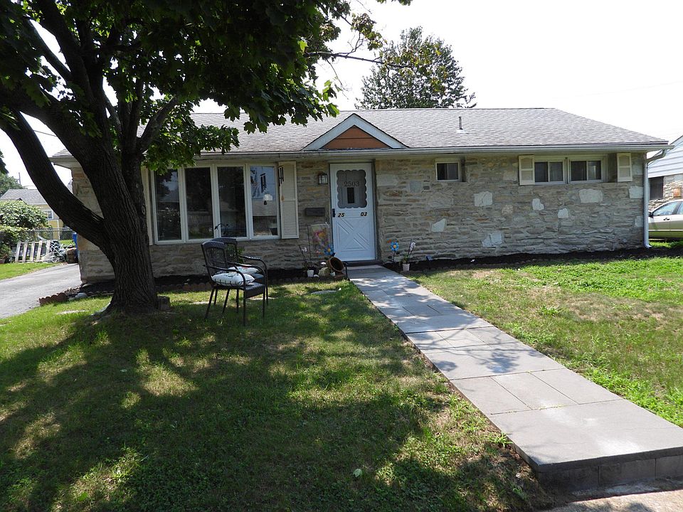 1st image of 2503 Laurel Dr
