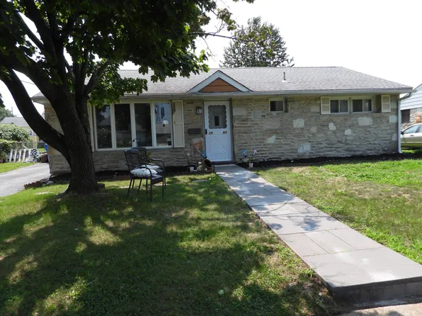 2503 Laurel Dr, Bristol, PA 19007