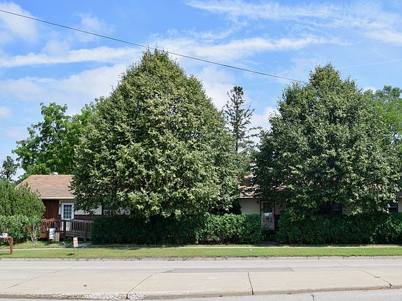 Front View of 4-Plex