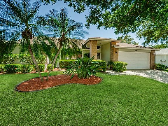 3rd image of 2079 Glenbrook Dr