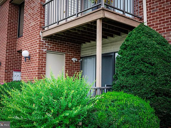 3rd image of 2089 Welsh Rd APT F1