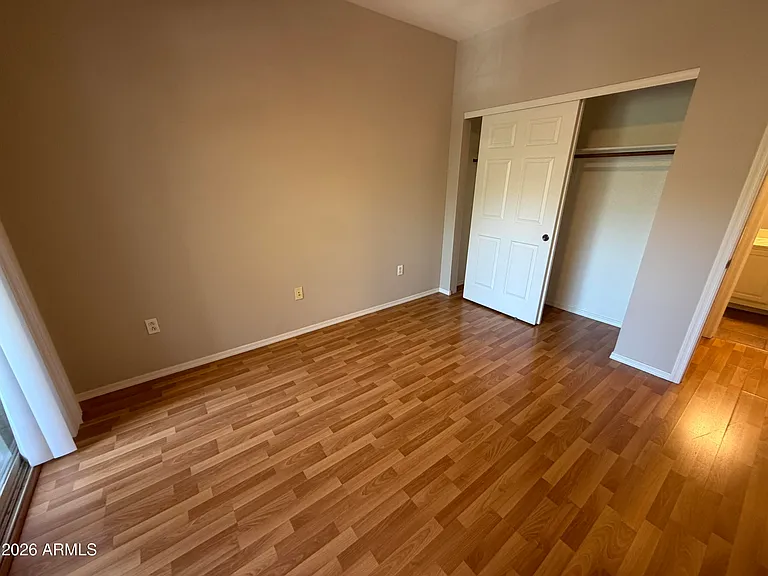 420 W 1st St #221 — Photo 18