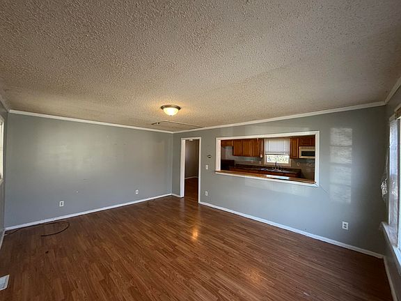 4th image of 5706 W 43rd Ave