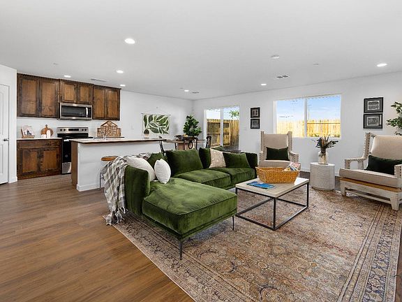 5th image of 7305 Erskineville Dr