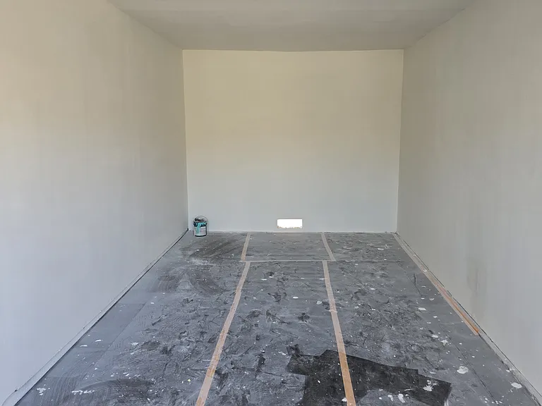 375 E 18th St #5 — Photo 3