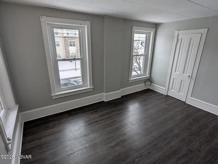 1612 Memorial Ave #2 — Photo 10