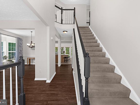 3rd image of 7906 Winterbrook Ct
