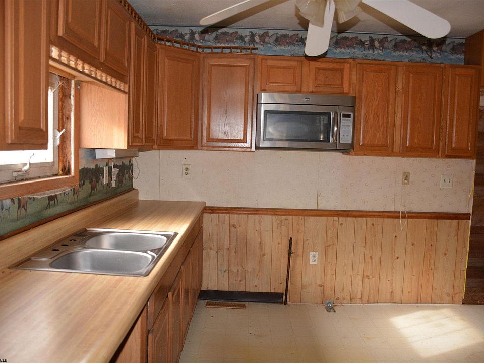 25th image of 801 Harmony Rd