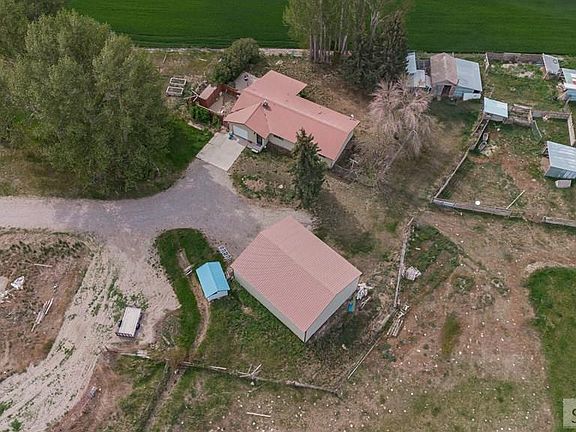 4th image of 195 N Bassett Rd