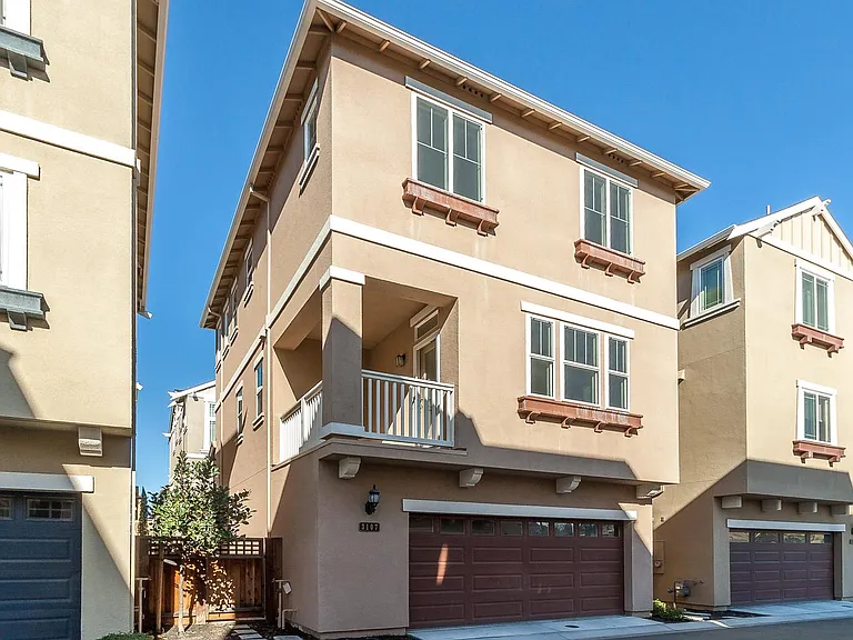 3107 Estero Ter — Photo 3