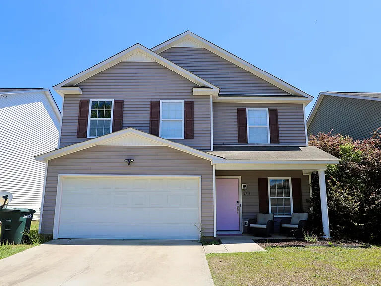 1733 Benelli St — Photo 4