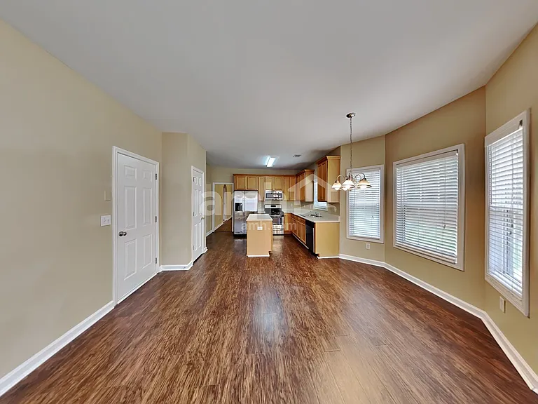 169 Hunt Creek Dr — Photo 5