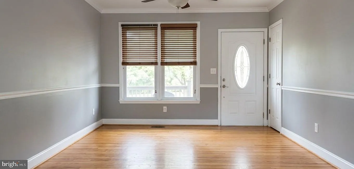 4 bed, 1864 sqft, $3,000 — Photo 3