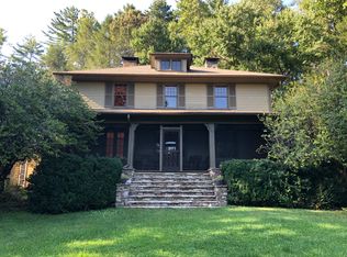 258 Mountain Brook Trl, Brevard, NC 28712