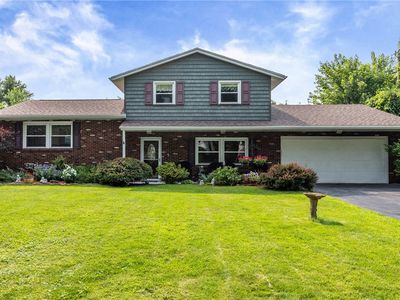 5 Omega Dr, Rochester, NY, 14624