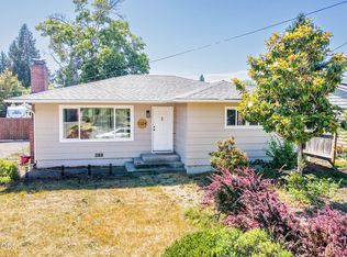 1224 SW Oak St, Grants Pass, OR 97526