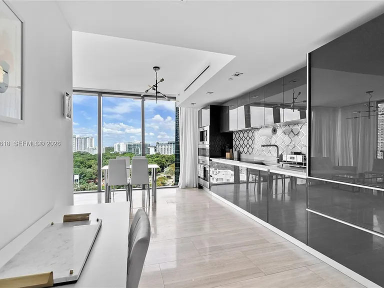 1451 Brickell Ave #1004 — Photo 6