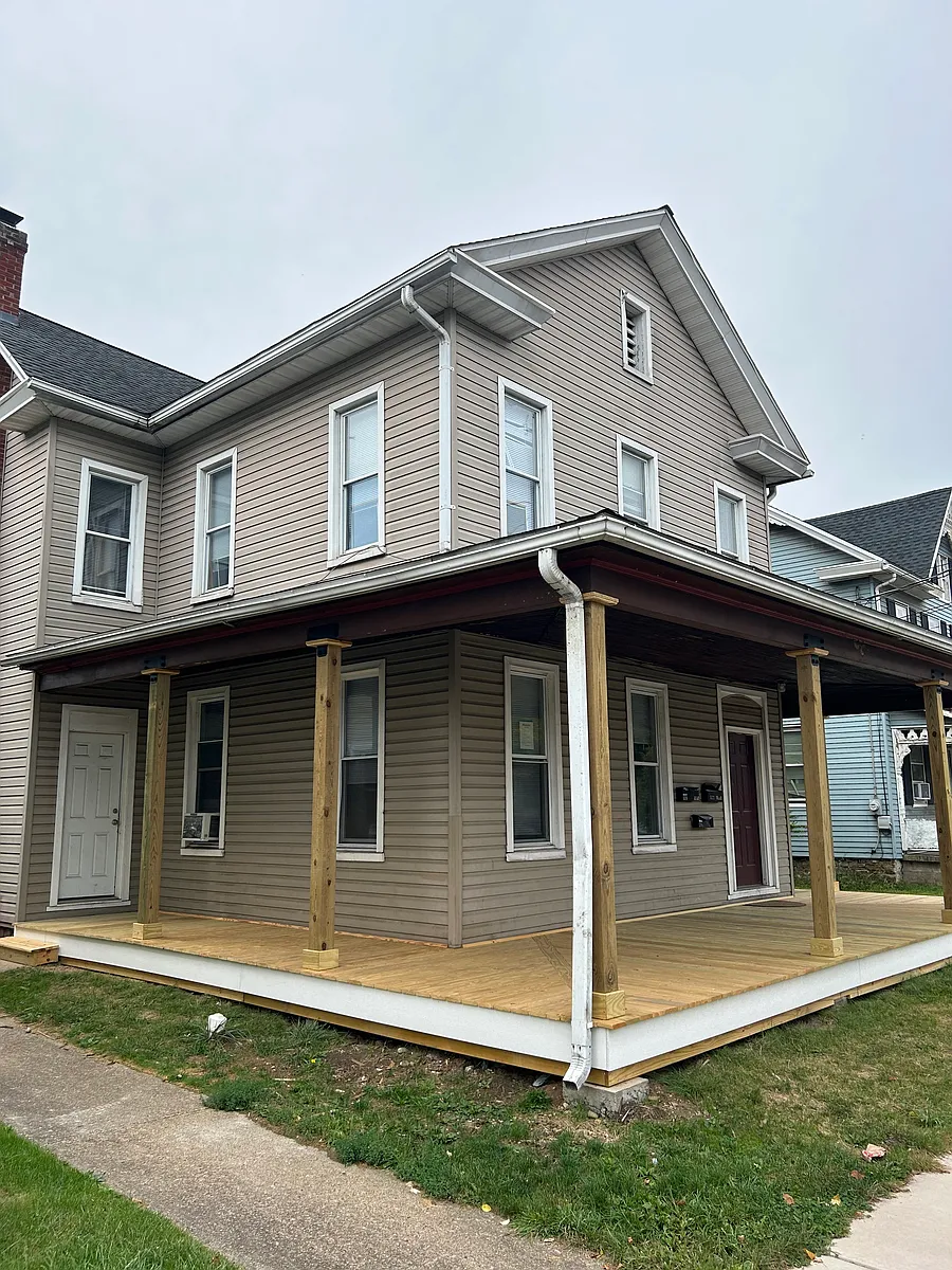 Building Photo - 522 East St