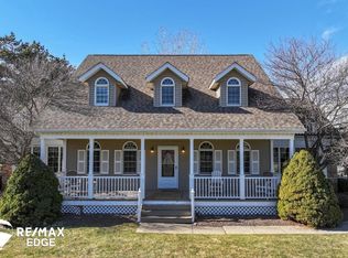 909 Myers Rd, Lapeer, MI 48446