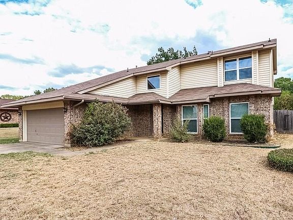 2nd image of 707 Dunaway Dr