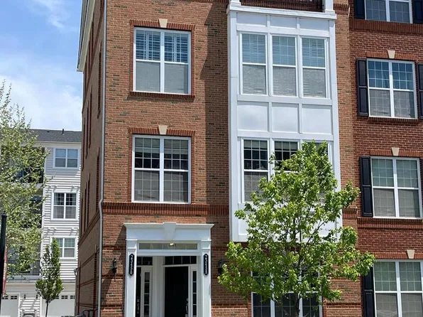23458 Belvoir Woods Ter, Ashburn, VA 20148