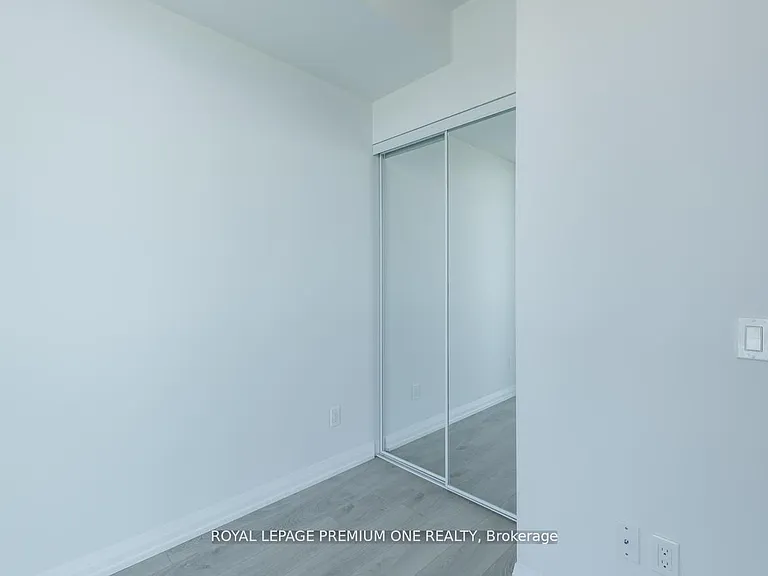 7895 Jane St #2614 — Photo 19