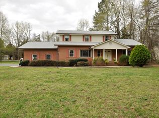 10010 Madison Dr, King George, VA 22485