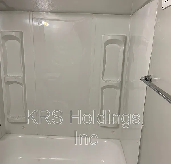 1227 Nelson St #A — Photo 8