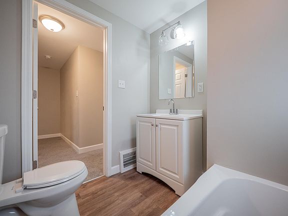 5th image of 4476 W 139th St