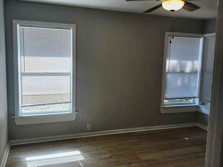east bedroom