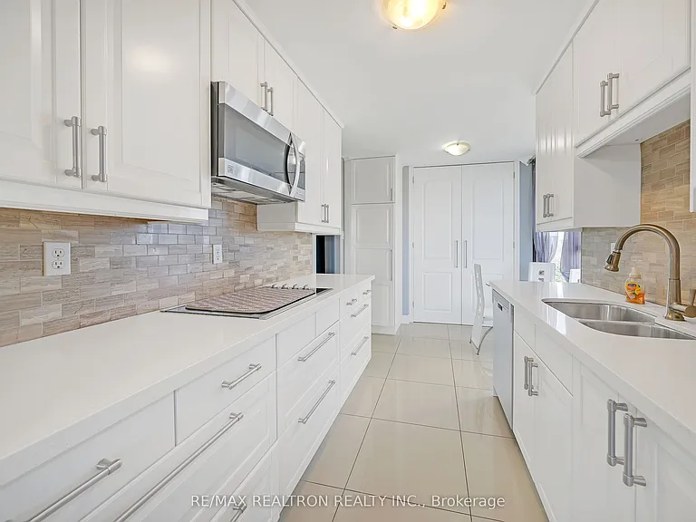 100 Antibes Dr #607 — Photo 11