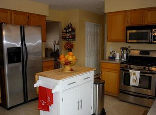 510 Salt Rd, Webster, NY 14580