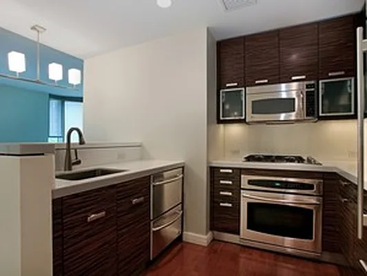 Rented by Corcoran | media 17