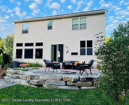 3rd image of 7825 W Ashbrook Dr