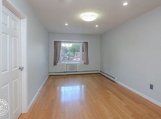 440 Midwood St #4B, Brooklyn, NY 11225