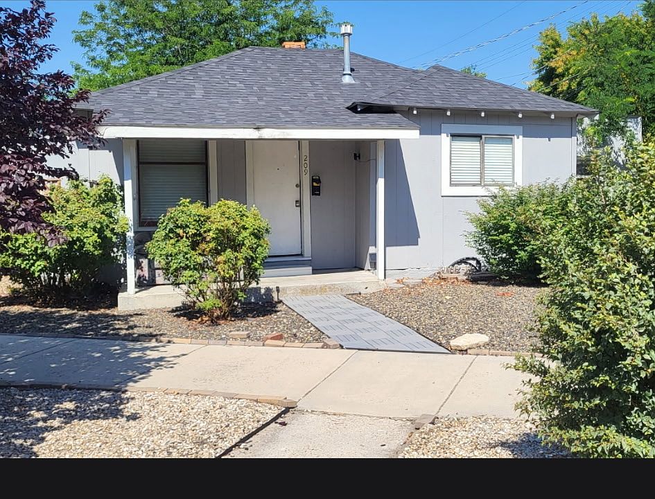 1st image of 209 N 19th St