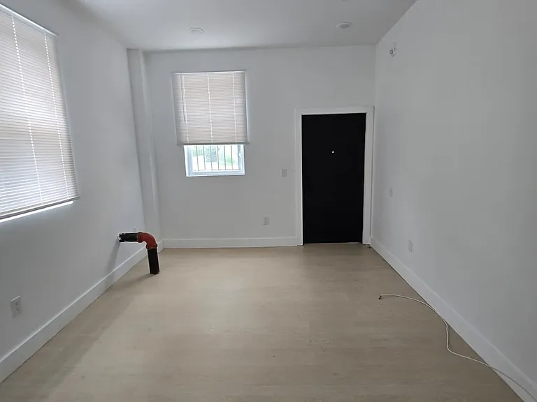 98 Clinton Ave #101AA — Photo 5