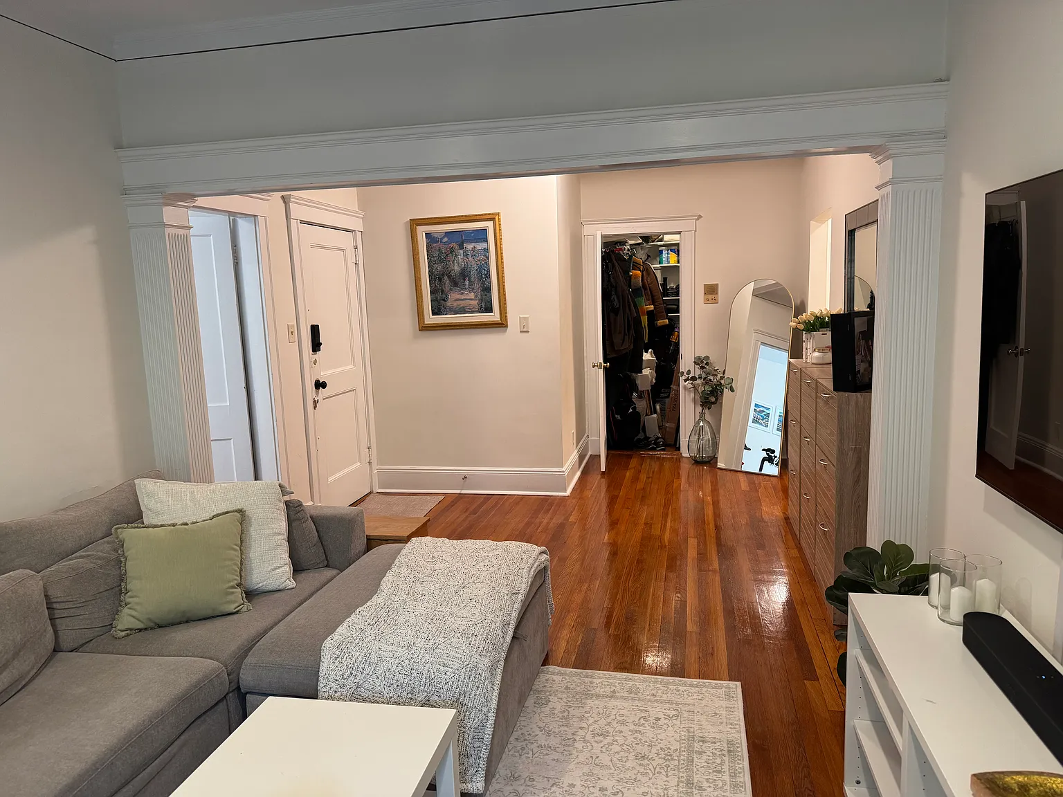 2 bed, 1000 sqft, $3,500 — Photo 4