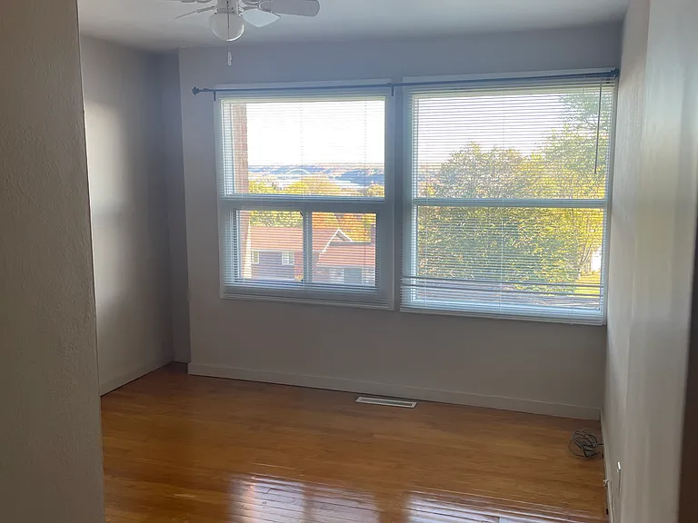 887 Mount Loretta Ave — Photo 11