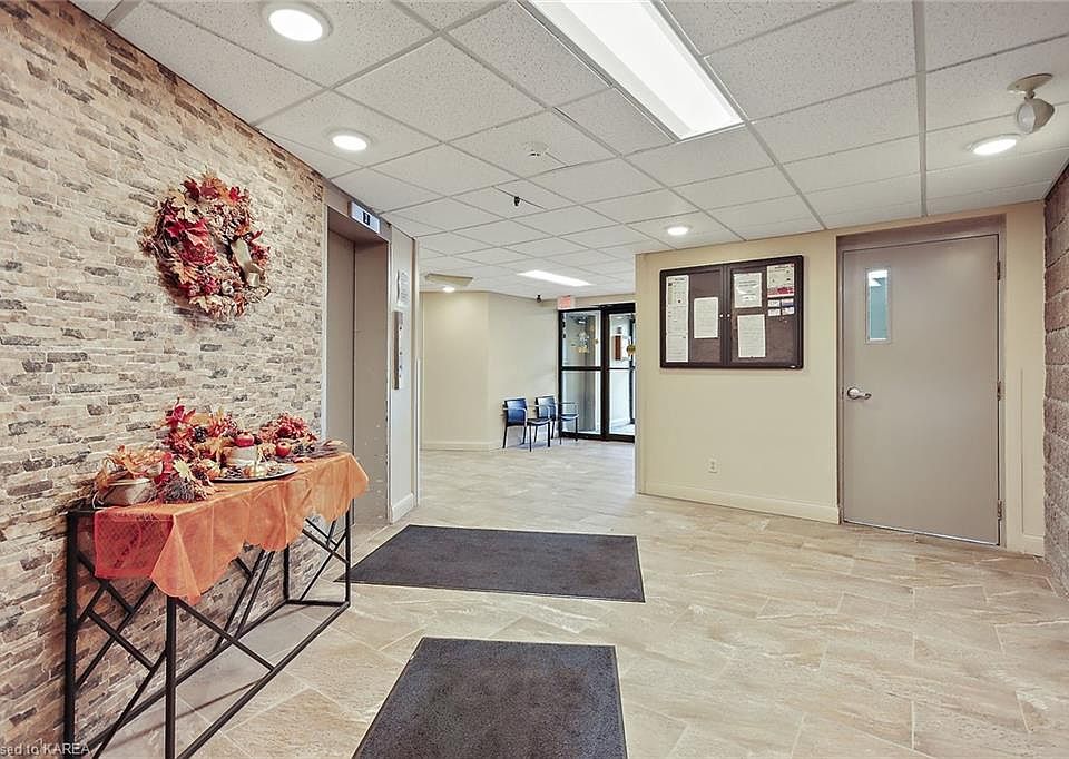 17 Eldon Hall Pl Kingston, ON, K7M7H5 Apartments for Rent Zillow