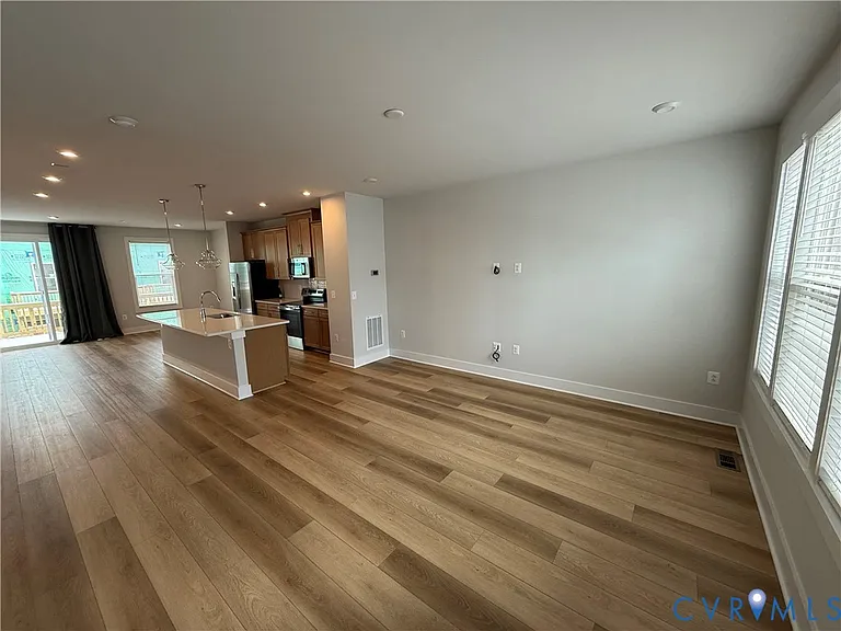 10137 Blue Wing Lane Gln — Photo 7